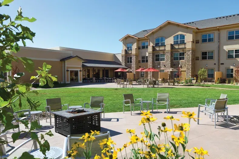 Patio area at the Pierre Clubhouse